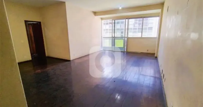 Apartamento 3 quartos com 2 vagas em rua calma e arborizada no jardim botânico
