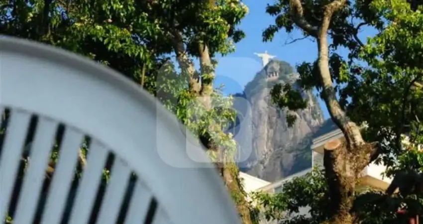 Humaita 4 quartos (3 suítes) 1 vaga  com 170m²