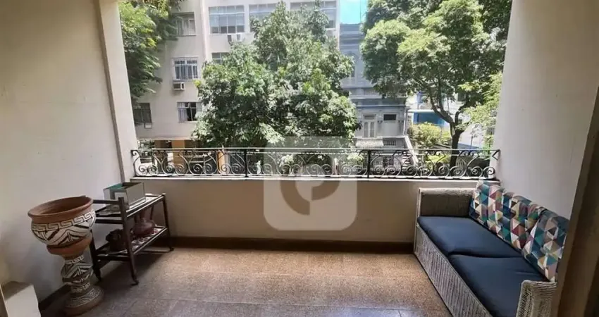 Grande apartamento em laranjeiras - 3 quartos , varanda , 168m2