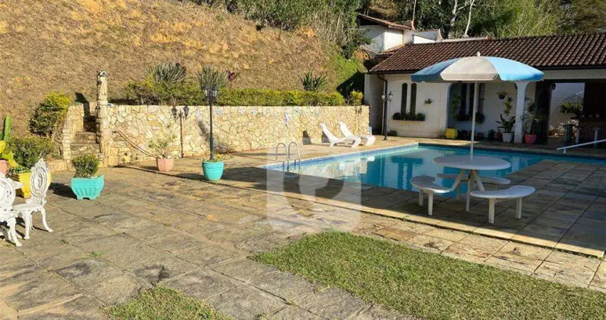 Casa com 4 quartos à venda na Rua Comandante José Faro, Centro, Barra do Piraí