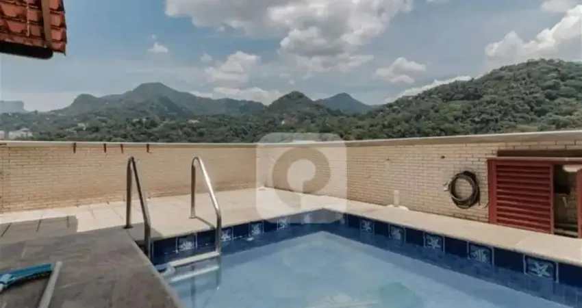 Cobertura Duplex com 3 Quartos (1) suíte 2 Vagas e Piscina 200m² - Gávea
