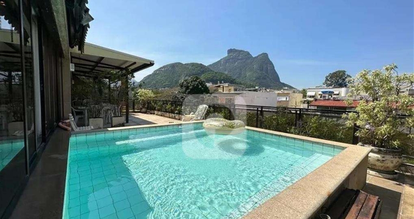 Jardim Oceânico Cobertura Linear 400m² com 4 Quartos  3 suítes  Sol da Manhã
