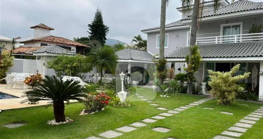 Casa duplex 5 quartos à venda na Barra da Tijuca condomínio Interlagos de Itaúna