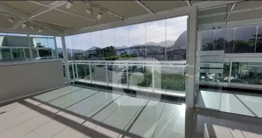 Cobertura duplex 3 quartos 2 suítes sendo 1 master e closet  174 m2 á venda