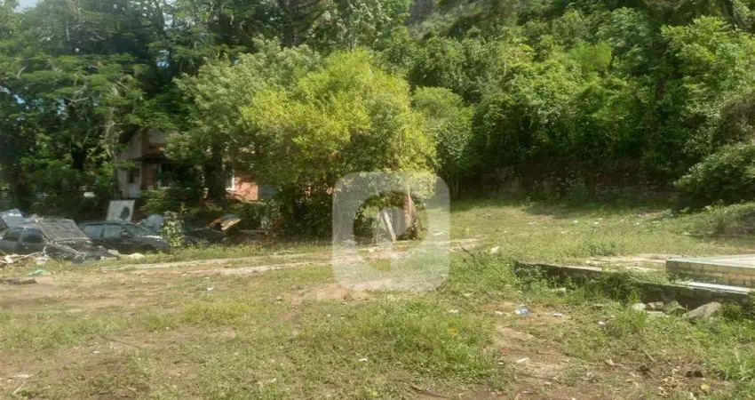 Terreno à venda na Estrada dos Bandeirantes, Camorim, Rio de Janeiro