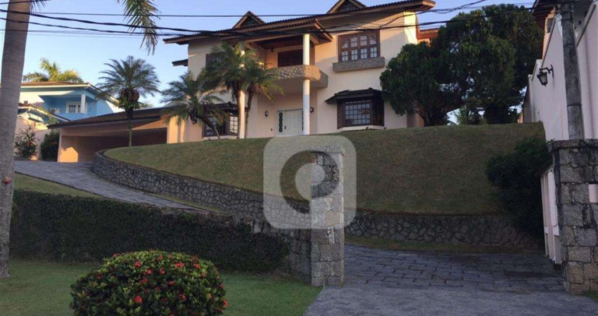 Casa Duplex de Luxo com 597m² à Venda Condomínio Exclusivo na Freguesia Jacarepaguá