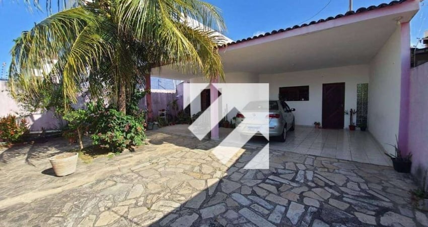 Casa com 3 dormitórios à venda, 160 m² por R$ 850.000,00 - Bessa - João Pessoa/PB