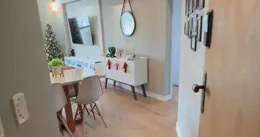 Apartamento com 2 dormitórios à venda, 60 m² por R$ 658.000,00 - Embaré - Santos/SP