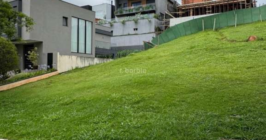 Terreno em condomínio fechado à venda na Estrada Municipal Bela Vista, 2550, Alphaville, Santana de Parnaíba