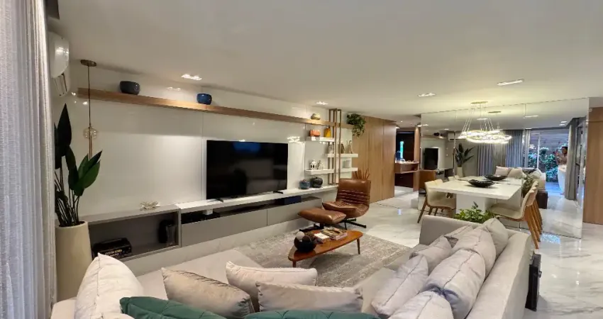 Casa com 3 quartos à venda na Alfândega, Saguaçu, Joinville
