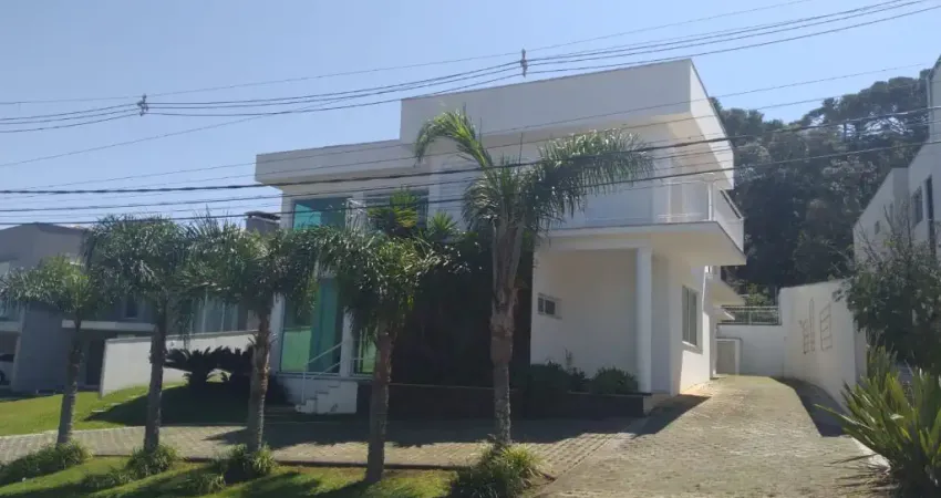 VENDA/ALUGA Ampla Casa em Alphaville Graciosa e com vista privativa para reserva de mata