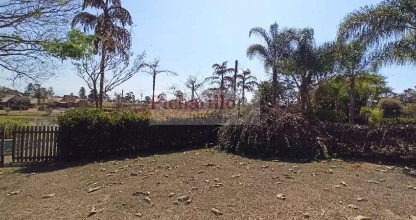 Terreno à venda na Vila Pinhal, Itirapina 