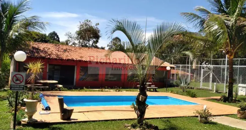 Chácara para Venda em São Carlos, Loteamento Aracê de Santo Antonio II, 4 dormitórios, 1 suíte, 4 banheiros, 6 vagas