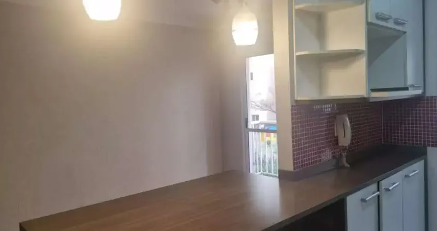 Apartamento com 2 quartos para alugar no Jardim Tupanci, Barueri