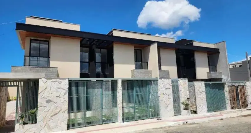 Casa em morada de laranjeiras 2 quartos com suíte. 2 vagas de garagem Fachada moderna