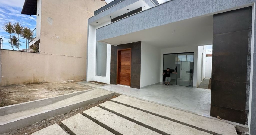 Casa Linear à Venda no Solar do Porto – 3 Quartos (Suíte com Closet) | Área Gourmet | Pé Direito Duplo | 114m²