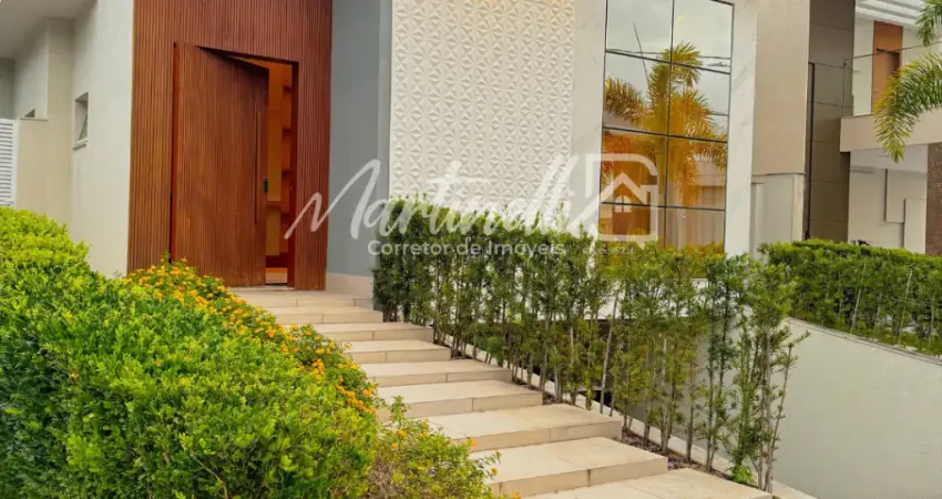 Exclusividade e Sofisticação em um Só Lugar – Mansão Linear no Boulevard Lagoa – Setor Verde  R$ 2.590.000,00