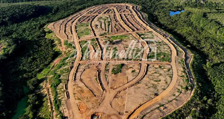 Terreno à venda na Avenida dos Colibris, 465, Morada de Laranjeiras, Serra