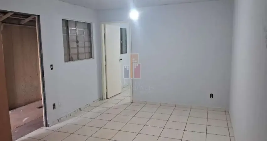 Casa com 2 quartos para alugar no Jardim Ivone, Bauru 