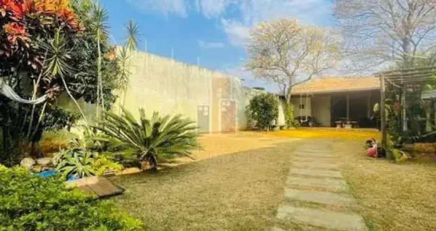 Casa com 4 quartos à venda na Vila Industrial, Bauru