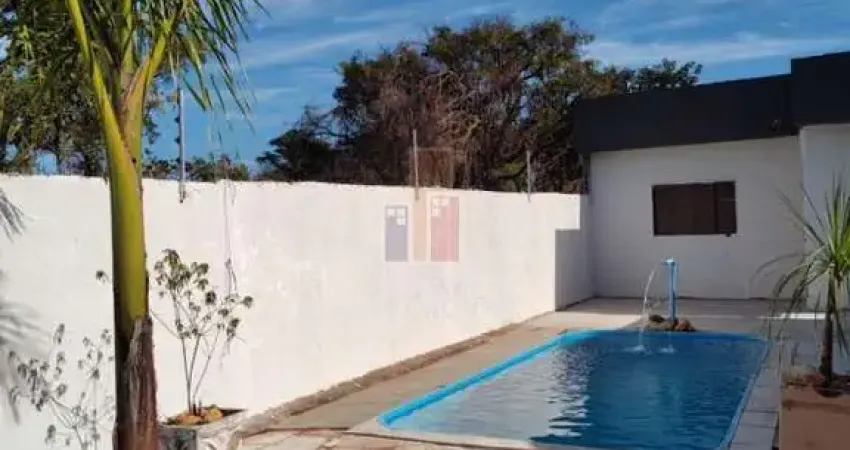 Linda area de lazer com 2 quartos, 2 banheiros, sala, cozinha