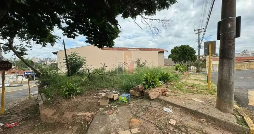 Terreno à venda no Parque Vista Alegre, Bauru 