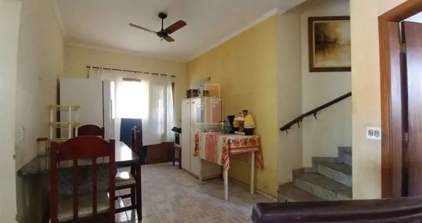 Casa bem localizada para em area nobre, preço para investimento