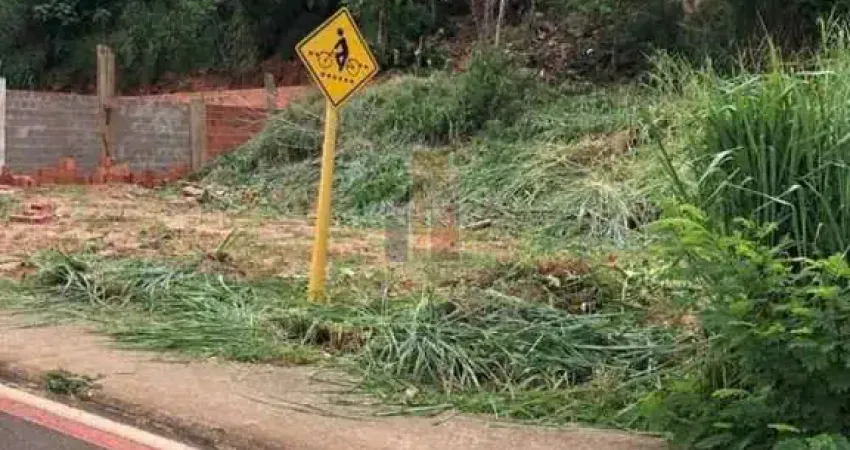Terreno à venda no Jardim Godoy, Bauru 