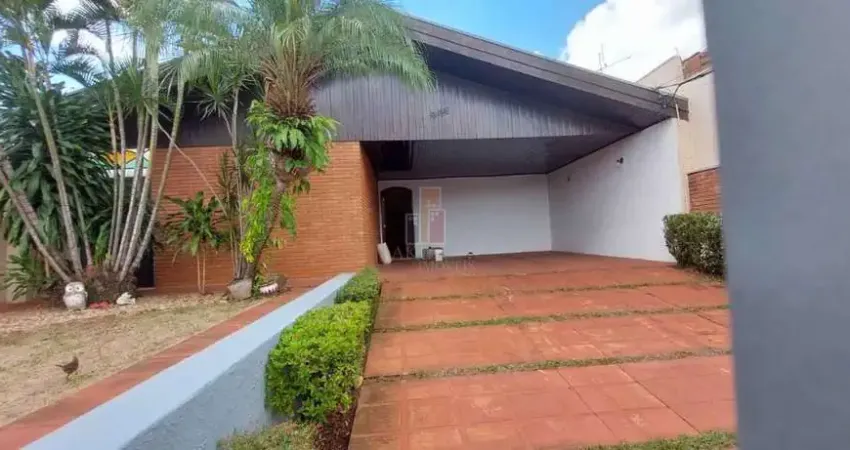 Casa com 3 quartos para alugar na Vila Brunhari, Bauru