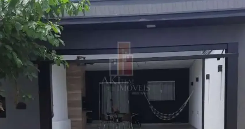 Linda residência localizada no jardim solange- próximo à portaria do shangrilá