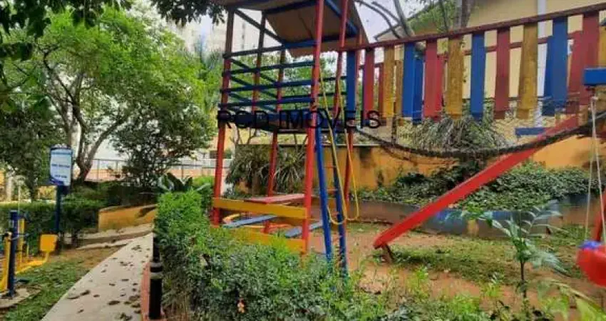 Casa sobrado em condomínio fechado, total segurança e lazer