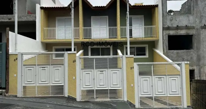 Sobrado novo em uma localização excelente na Vila Morse com 3 dorms e 1 suite