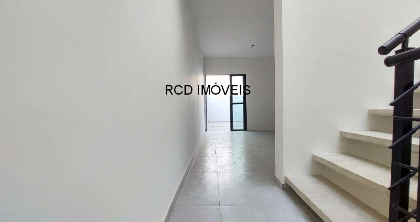 Casa Nova à venda no Butantã, ao lado do Jd. Bonfiglioli, 3 dorms, 1 suíte, 3 wc's, 2 vgs, 120m².Poucos minutos das estações Metrô Vl.Sonia e Butantã
