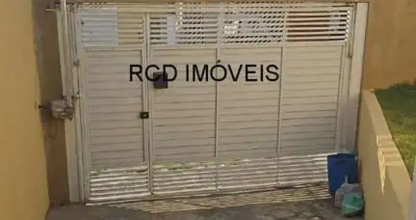 Casa com 2 Quartos  com quintal terreno 237 metros - Na vila Pirajussara