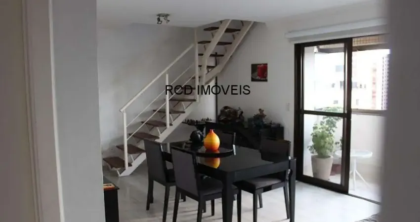 Cobertura de luxo: 4 quartos, 2 suítes, 2 salas, 5 banheiros, 3 vagas, 210m²