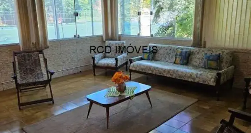 CASA JD ESTER PROX MATERNIDADE C/ 4 QUARTOS 250 METROS VARANDA CHURRASQUEIRA