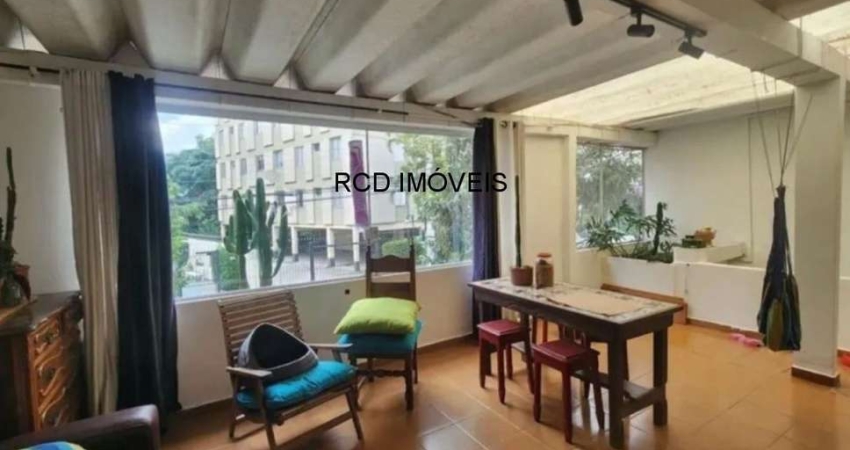 Imperdível: Casa à venda em São Paulo-SP, no Jardim Adhemar de Barros, com 3 quartos, 2 banheiros, 2 vagas de garagem e 200m² de área.