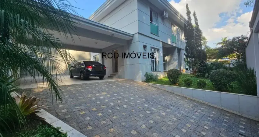 Casa de 330m² com 4 Suítes 6 Banheiros 4 Salas Edícula Piscina e Área Gourmet Parque dos Príncipes
