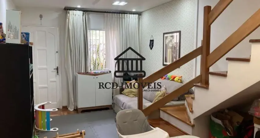 Casa em condomínio: 2 quartos, 2 suítes, 1 sala, 3 banheiros, 2 vagas, 75m².