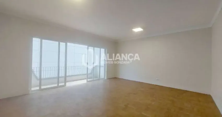 Excelente apartamento com 3 dormitórios, sendo 1 suíte, sala para 2 ambientes, sacada, 1 vaga - José Menino - Santos-SP