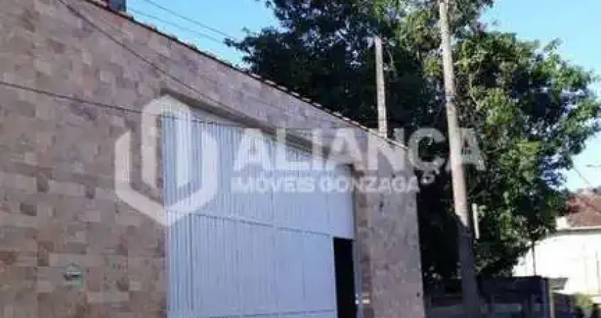 Casa à venda por R$ 700.000,00 - Vila Voturuá - São Vicente/SP