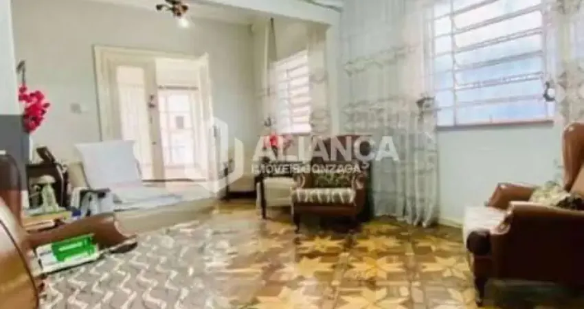Casa na Ponta da praia