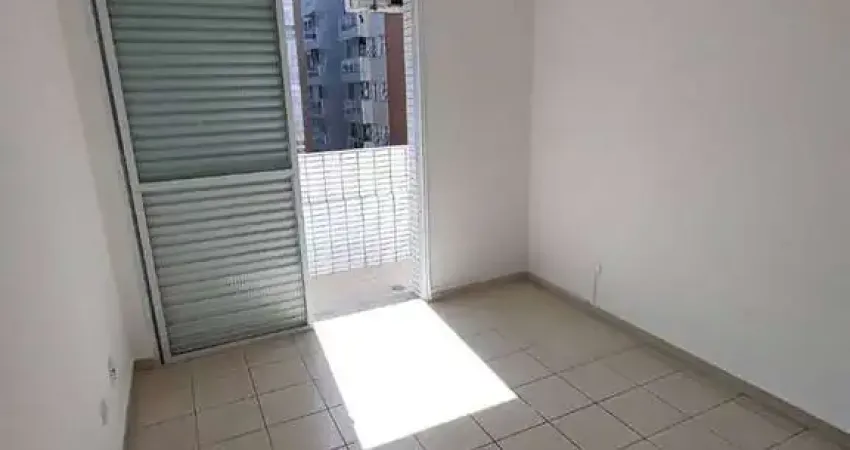 Sala living dividida no gonzaga com varanda e garagem coletiva