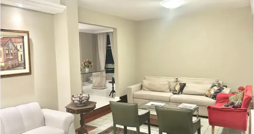 APARTAMENTO NA GRAÇA 4/4 SENDO 3 SUÍTES MASTER FINAMENTE DECORADO