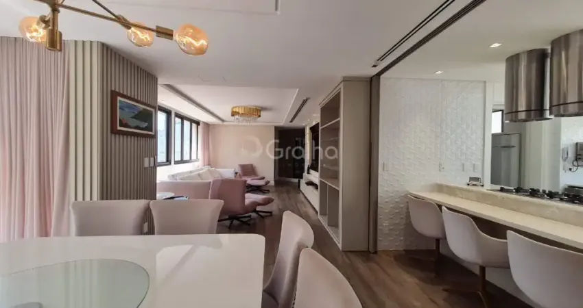 Apartamento a venda Av. Trompowsky de 186m² com 4 quartos sendo 3 suítes no Centro