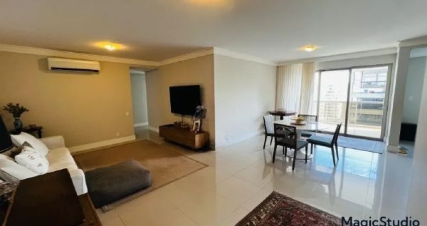 Apartamento a venda WOK Residence com 131m² privativos de 3 dormitórios sendo 1 suíte + 2 demis suítes, 2 vagas de garagem + hobby box.
