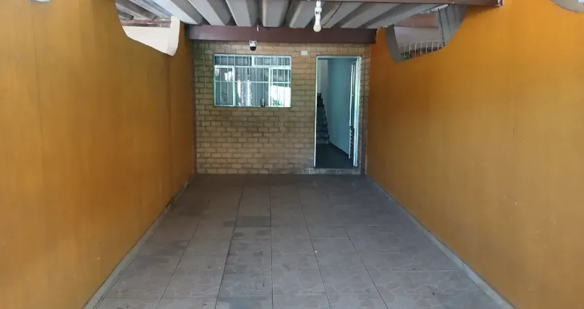 Sobrado 02 dormitórios - vila represa terreno com saída 02 ruas.