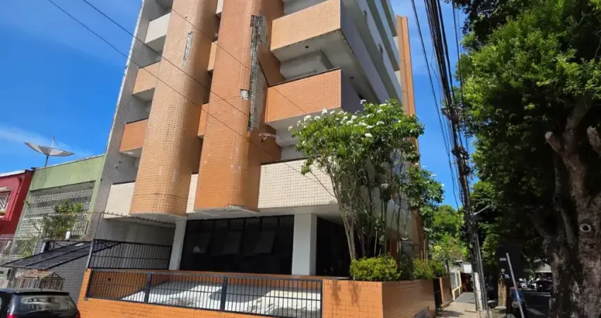 EXCELENTE APTO DE 160m2 - CENTRO COND. RIO JATAPU - 3 SUÍTES + 1 QUARTO, 2 VAGAS DE GARAGEM - WHATSAPP 929 8144-1596