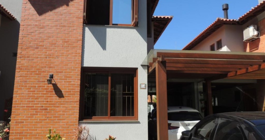 Excelente casa em condomínio no bairro Igara - Canoas