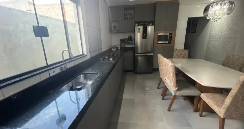 Linda com com 3 dormitorios sendo 1 suite no jardim nair maria em salto sp